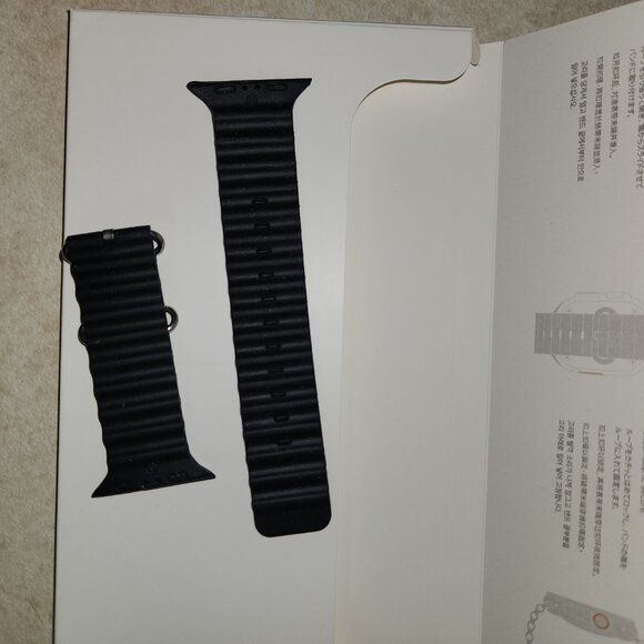 Apple wrist watches - Picture 3 of 5